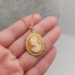 Vintage Cameo Pendant Necklace Gold Tone Made in USA Dark Academia